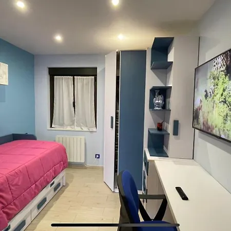 Comme A La Maison * Llanes